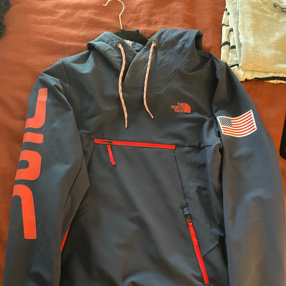 North face USA pullover